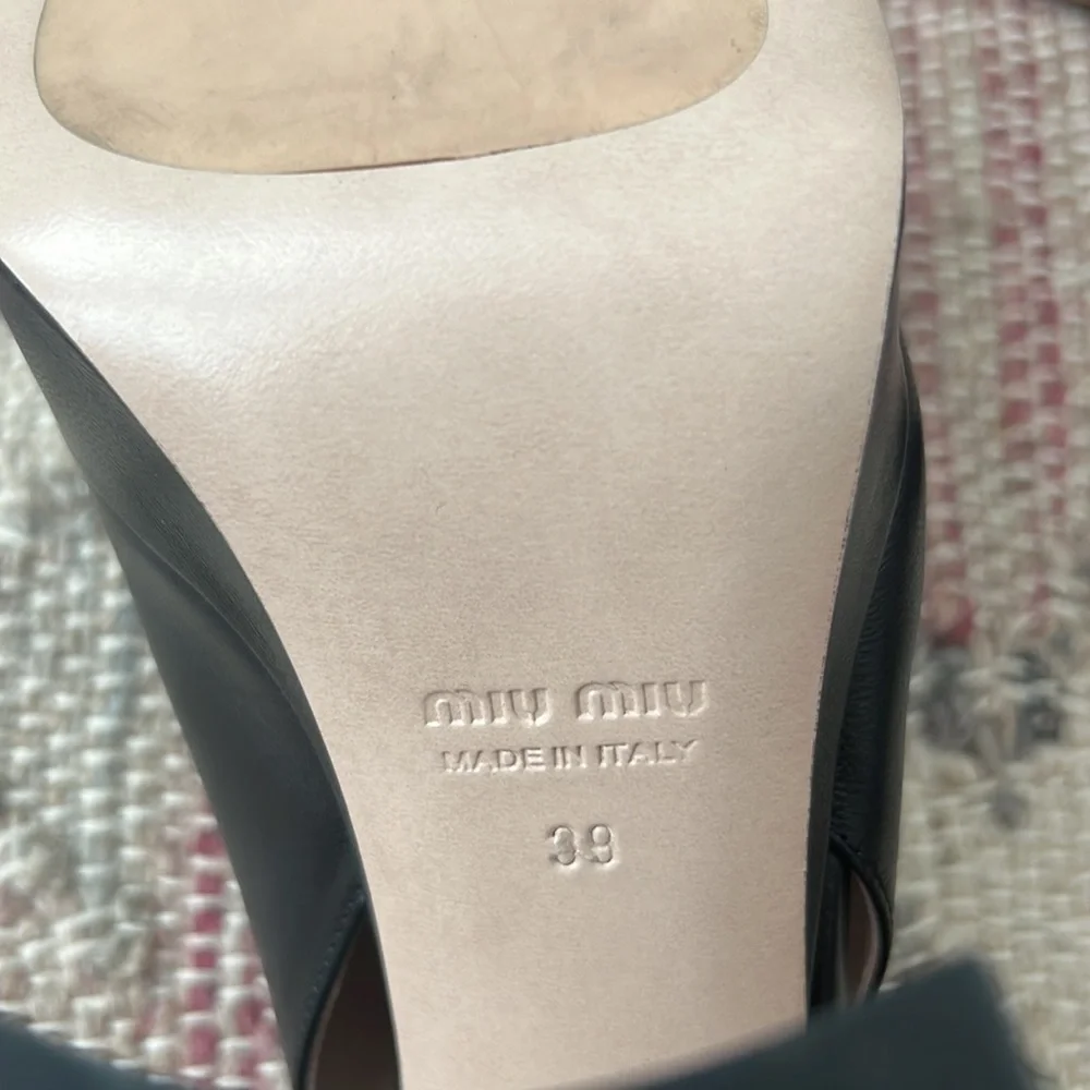 Miu Miu | NWOB Fall 2020 Black Leather Mary Jane Platform - Size IT 39